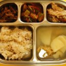 9월 2일-녹두밥,다시마감자국,가자미살구이,우엉조림,오이김치를 먹었어요~^^ 이미지