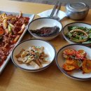 앞꼬지닭칼국수