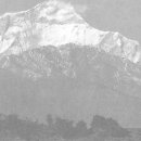 세계 탐험사 100장면 96 얼음 절벽, 인간의 발길을 허용하다 13일 금요일에 열세 번째로 정복된 다울라기리(1960년) 이미지
