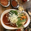 가마솥에빠진한방족발 이미지