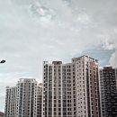 거점스포츠센터 | 강동구 &#39;고덕 그라시움&#39; 84㎡ 25억도 싸다! 강동 프리미엄 현실화, 매물 보이면 가계약금부터 보내야