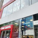 (주)올더웨이 | 파이브가이즈 강남점, 리틀 베이컨 치즈버거 올더웨이 후기 - 역시 땅콩맛집, 버거는 생각보다 건강한 맛?