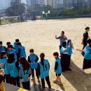 율곡중학교와 인도네시아 SMPN19의 국제교류 투투볼 경기 현장 이미지