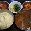 서울 도심에서 찾아낸 특별한 칼국수 요리 세 가지 이미지