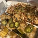 덤브치킨 | 가성비 미쳤다! 술술 쭉쭉 넘어가는 덤브치킨 닭다리살 박스 후기