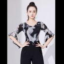 클래식라인댄스 | 여성 라인댄스 공연의상으로 무대 위 자신감을 입다