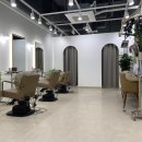 더함 헤어스튜디오