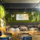 마론애견 | 성수 카페 추천 지크커피 | SNS 대란 수건케이크 후기(다이슨 고데기도 있음)