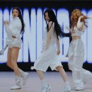 화이트 뮤즈 | 심심해서 쓰는 (W)나이키 에어맥스 뮤즈 화이트 앤 메탈릭 실버 구매후기와 비루한 착샷..