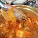 청담 김치찌개에 쏘주 일잔 가볍게 한잔 하실분 이미지