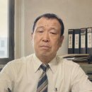 AI 갸만들어낸 1990 - 2030 의 모슴 이미지