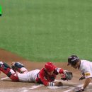 카메라 하나는 기똥차게 잘 쓰는 KBO 중계 수준.GIF 이미지