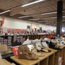 신발할인매장 이미지