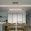 인아트J | 모던한 아파트 인테리어 가구 / 원목 테이블과 가죽 소파 by 인아트