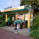 유개형 승강장 이미지