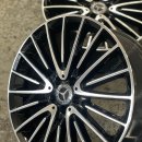 벤츠 GLA45AMG 20인치 휠 이미지