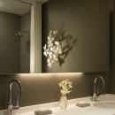 [빌더하우스] 해외 욕실시공 사례 : 예쁜 욕실꾸미기 (part-30)-조명과 거울로 꾸미는 욕실! 이미지