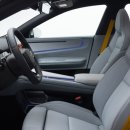 창조전기 | 할인 없이도 수입 전기차 1위? 폴스타4, 디자인 넘어선 '이것'이 핵심