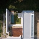 e전원 종합건축사사무소 | 숲과 수변공간을 품은 가족의 안온한 중정 주택