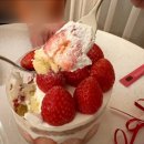 프레젠트 | [제주도 케이크 추천]생크림 딸기케이크 존맛 프레젠트 후기