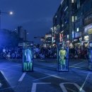 코끼리들이 웃는다 이미지