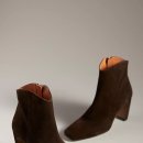 자연을 담은 리스 스타일링 | 올가을·겨울, 서부 감성을 담은 By Anthropologie 웨스턴 앵클부츠