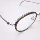 푸른안경 이미지