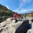 순창 용궐산 아래 섬진강 상류 요강바위 22.10.22일 이미지