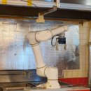 롸버트치킨 이미지