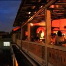 방콕바- 왓아룬/새벽사원이 보이는 강변의 3개 레스토랑겸,바 ,더 데크,더 리버,이글네스트 이미지