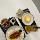 불당동 카페 '코너 더 커피(Corner the Coffee)' 내돈내산 후기 | 신불당 디저트 맛집, 카이막 크로플 추천