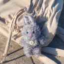 셀럽퍼피 | 여자 키링 인형 추천 바잘(VARZAR) 오드아이 퍼피 버니 회색토끼 키링 백꾸