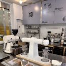 더즌인테리어 | 평리단길 드립커피가 맛있는 감성카페 '더즌매터' 후기☕