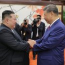 북, 김정은·시진핑 정상회담...&#34;정치적신뢰와 전략적협조 더욱 강화&#34; 이미지