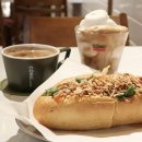 동해대로3-R | 속초 카페 추천 콩카페 반미샌드위치, 베트남연유커피, 코코넛스무디 후기