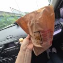 한국맥도날드안동DT점 | 맥도날드 의왕오전DT점 드라이브스루 방문 후기 신메뉴 그릴드치킨 모닝버거 먹어보고 온 솔직 리뷰