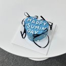 크림치즈 생크림과 베리 잼 제주 시청 레터링 케이크 캣쿠