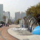 수내역 보행자도로 이미지