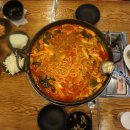 유가네닭갈비장한평역점