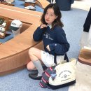 맨투맨모텔 | 세르지오타키니 한남 플래그십스토어 오픈 가을 신상 니트 가디건, 맨투맨, 테니스스커트