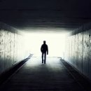 [연극 후기] 반복되는 삶과 업보, 그 사이의 공간 ‘비밀통로:Inverval'