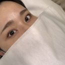 활짝핀 속눈썹 이미지