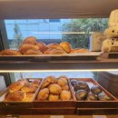 아치베이커리 - 중구 중구로44번길 19-1 | 부산 남포동 아치베이커리 빵지순례 후기, 소금빵 버터떡 단호박 사워도우 추천