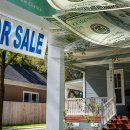 미국 주택시장 전문가, '엄마 아빠의 은행'에 의존하는 첫 주택 구입자들에게 경고Redfin은 30세 미만 주택 구매자의 약 40%가 이미지