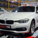 BMW 320D 넥센타이어렌탈교환 작업입니다. 이미지