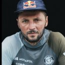 &#39;세계 최초&#39; 무산소로 에베레스트 올라, 스키 활강... 폴란드 산악인 이미지