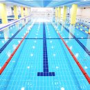 더 퍼스트 수영장 이미지