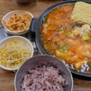 캠프 306 부대찌개 이미지