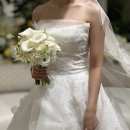 파르크플라워 | [웨딩] 파르크플라워 화이트 카라 장미 믹스 본식 부케 후기 (레이스드레스 화이트부케 추천)💐