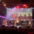 시민회관 소극장 남자 이미지